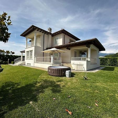 Villa Oriella - Piscina Idromassaggio E Relax -Versilia Camaiore Exteriér fotografie