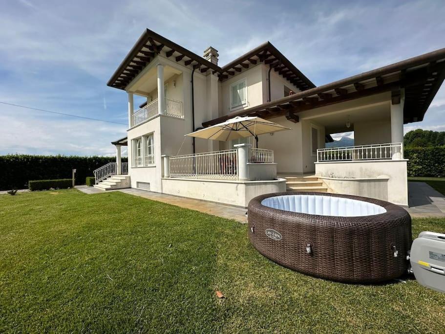 Villa Oriella - Piscina Idromassaggio E Relax -Versilia Camaiore Exteriér fotografie