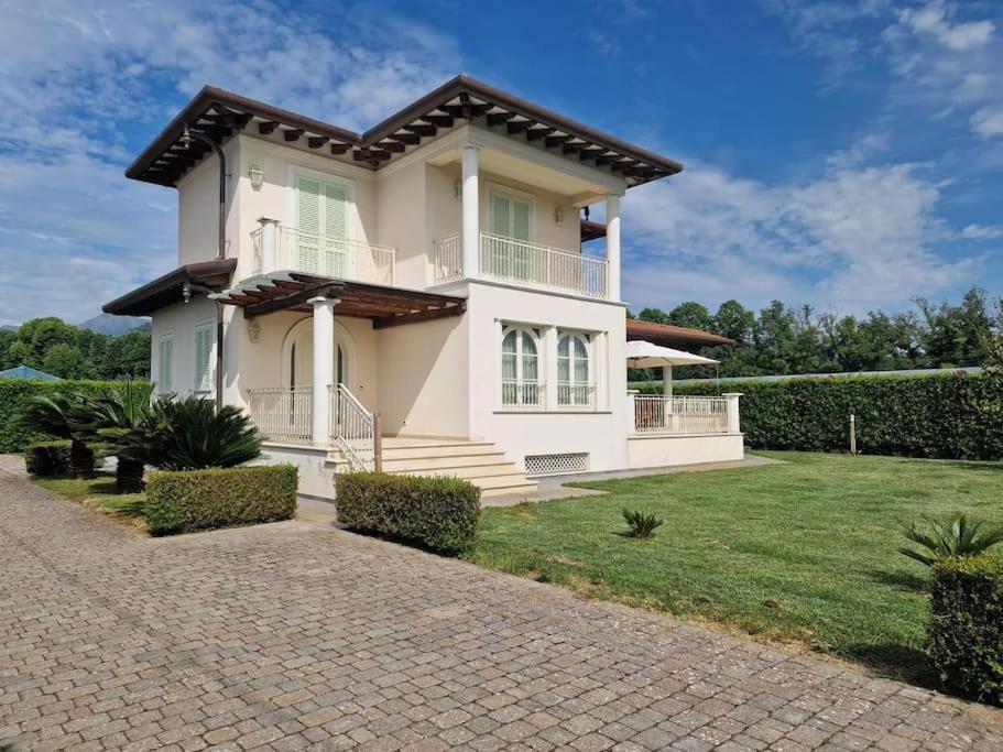 Villa Oriella - Piscina Idromassaggio E Relax -Versilia Camaiore Exteriér fotografie